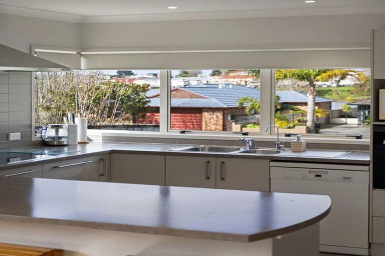 Photo of property in 8 Uretara Drive, Katikati, 3129