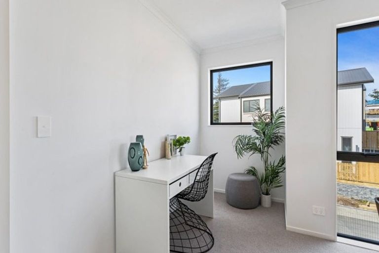 Photo of property in 40 Clark Road, Hobsonville, Auckland, 0616