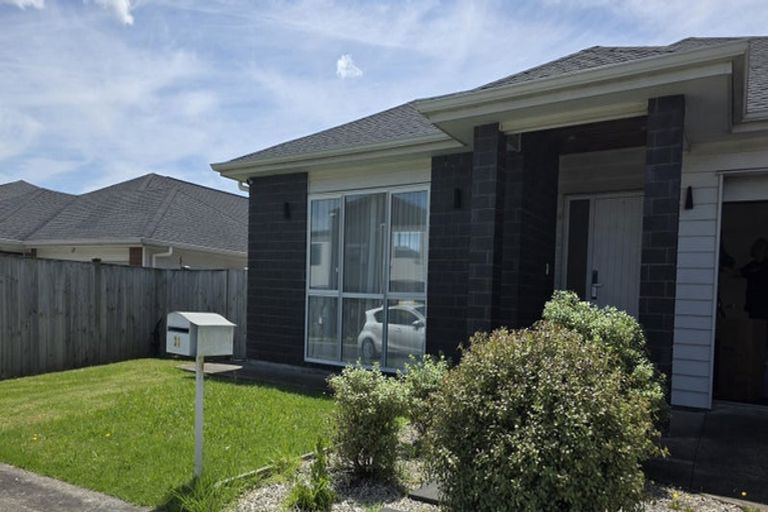 Photo of property in 31 Johns Creek Crescent, Silverdale, 0932