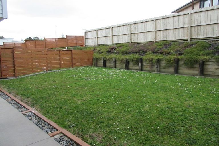 Photo of property in 8 Andre Rise, Stanmore Bay, Whangaparaoa, 0932