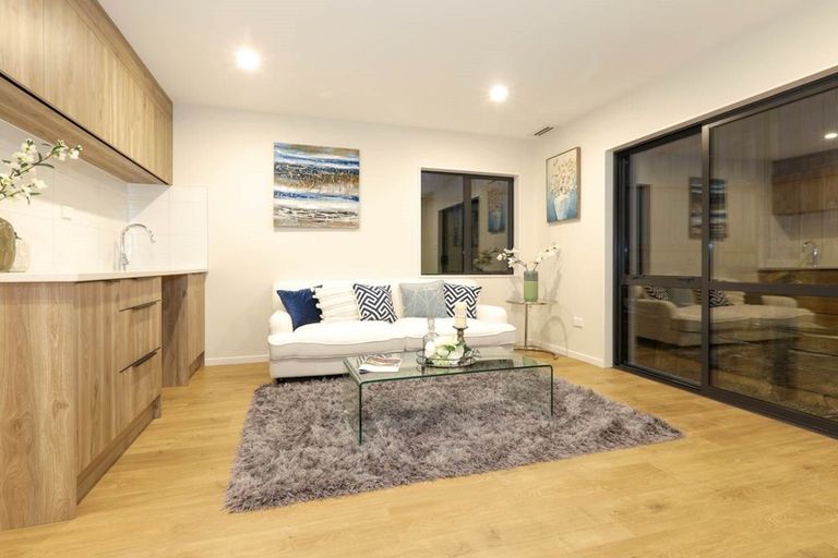 Photo of property in 2 Piki Street, Flat Bush, Auckland, 2019