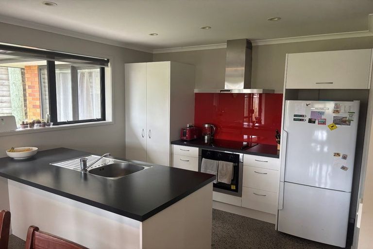 Photo of property in 83b Mangorei Road, Strandon, New Plymouth, 4312