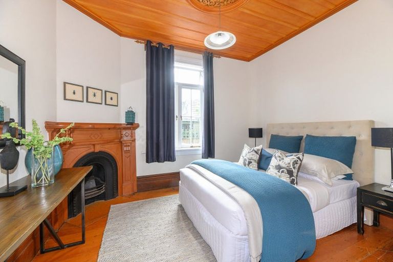 Photo of property in 17 Norwood Road, Bayswater, Auckland, 0622