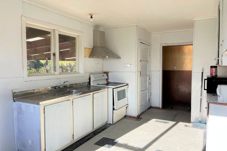 Photo of property in 15 Antrim Crescent, Otara, Auckland, 2023