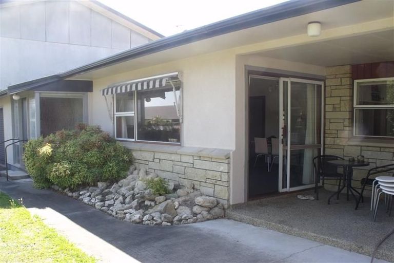 Photo of property in 4/16 Guthrie Road, Havelock North, 4130