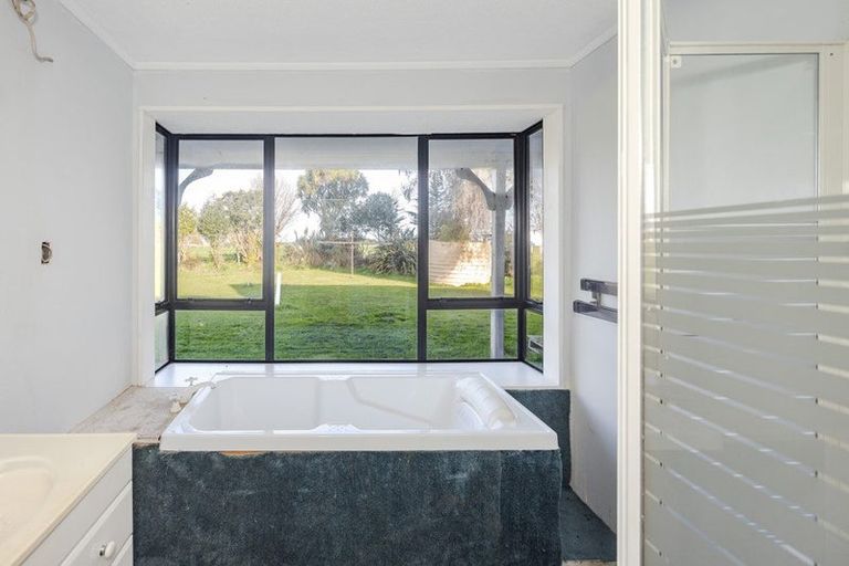 Photo of property in 18 Hedges Road, Oamaru North, Oamaru, 9494