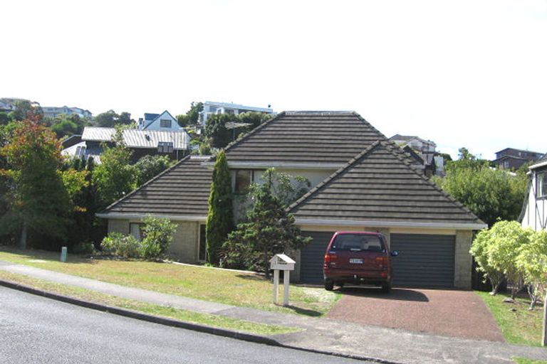 Photo of property in 11 Penguin Drive, Murrays Bay, Auckland, 0630