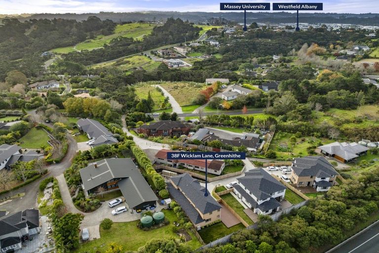 Photo of property in 38f Wicklam Lane, Greenhithe, Auckland, 0632