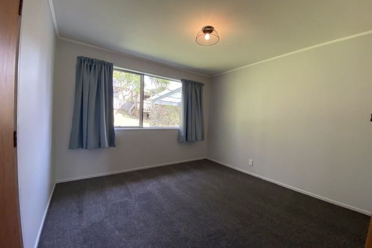 Photo of property in 15 Finchley Road, Torbay, Auckland, 0632