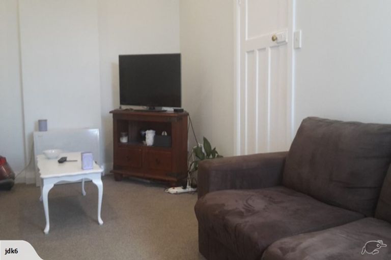 Photo of property in 15 Queens Road, Stepneyville, Nelson, 7010