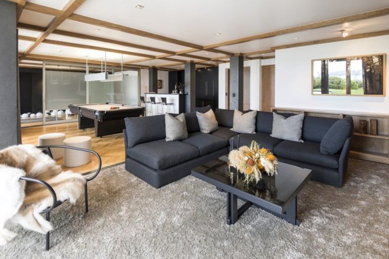 Photo of property in 43 Takutai Avenue, Half Moon Bay, Auckland, 2012
