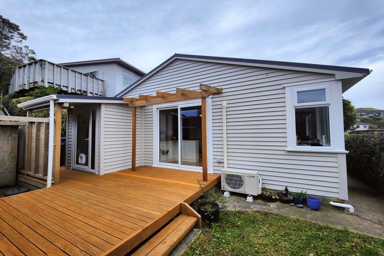 Photo of property in 42 Haumia Street, Johnsonville, Wellington, 6037