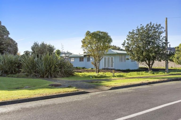 Photo of property in 26 Hira Street, Ohawe, Hawera, 4671