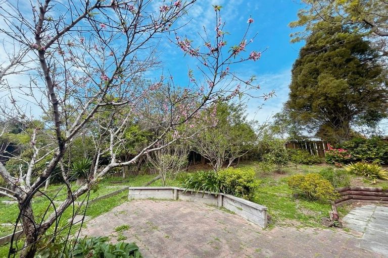 Photo of property in 2/723 Beach Road, Browns Bay, Auckland, 0630