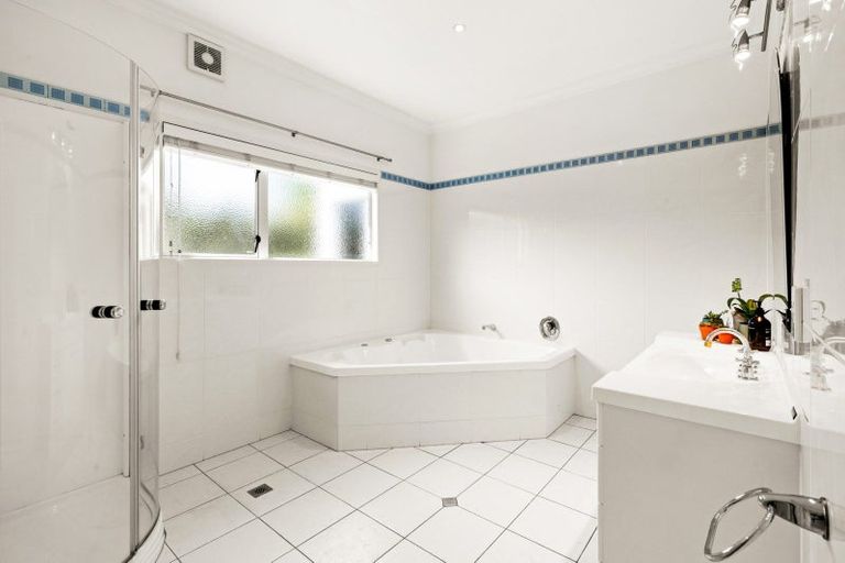 Photo of property in 130 Margaret Avenue, Havelock North, 4130