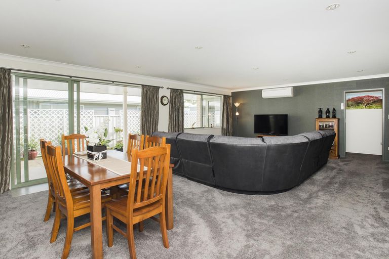 Photo of property in 26 Pohutukawa Grove, Lytton West, Gisborne, 4010