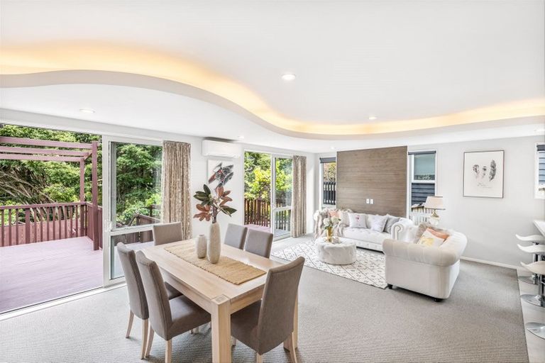 Photo of property in 7 Lucca Crescent, Flat Bush, Auckland, 2019