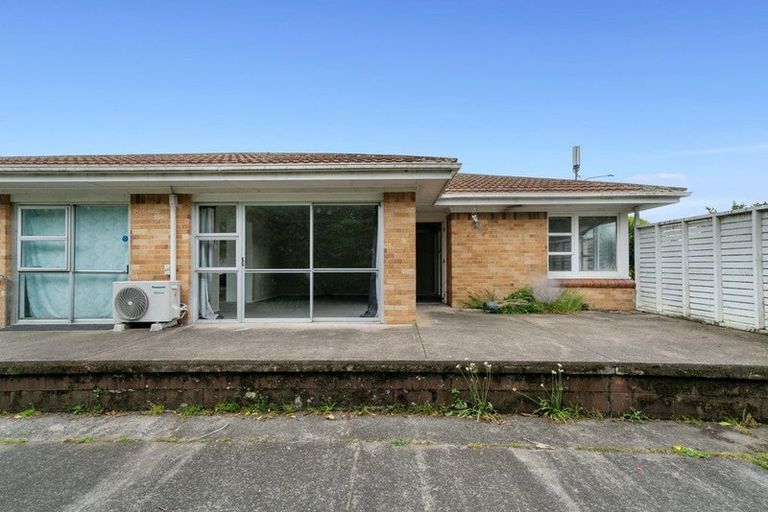 Photo of property in 372 Great South Road, Opaheke, Papakura, 2113
