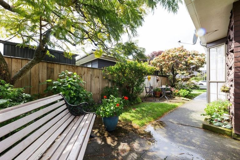 Photo of property in 4 Alan Street, Palmerston North, 4414
