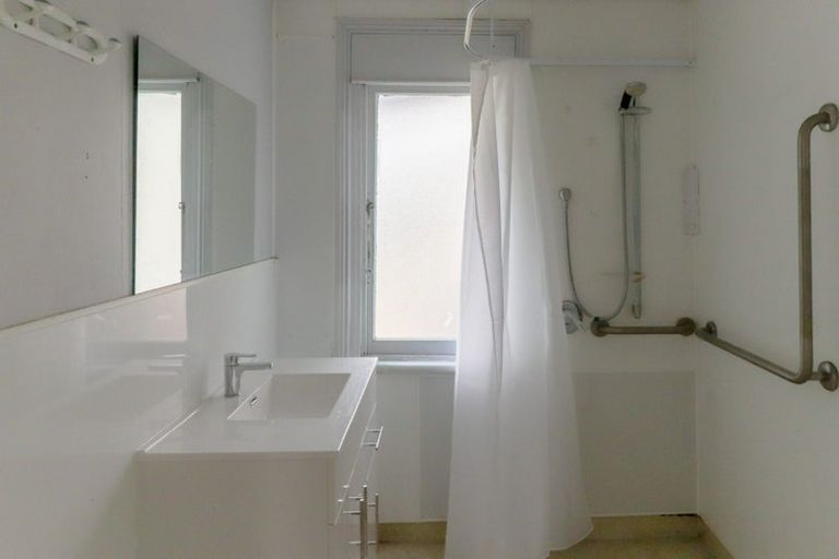 Photo of property in 30 Dyson Street, Strathern, Invercargill, 9812