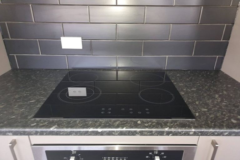 Photo of property in 43a Wainuiomata Road, Wainuiomata, Lower Hutt, 5014