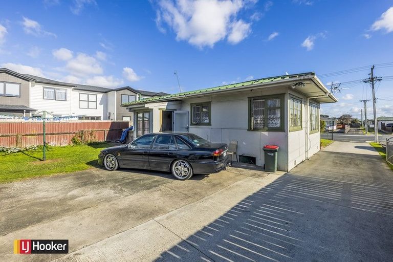 Photo of property in 157a Russell Road, Manurewa, Auckland, 2102