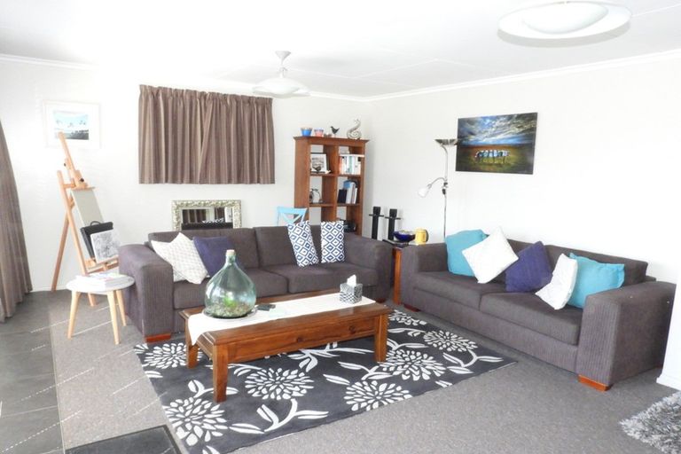 Photo of property in 77 Bledisloe Street, Kurow, 9435