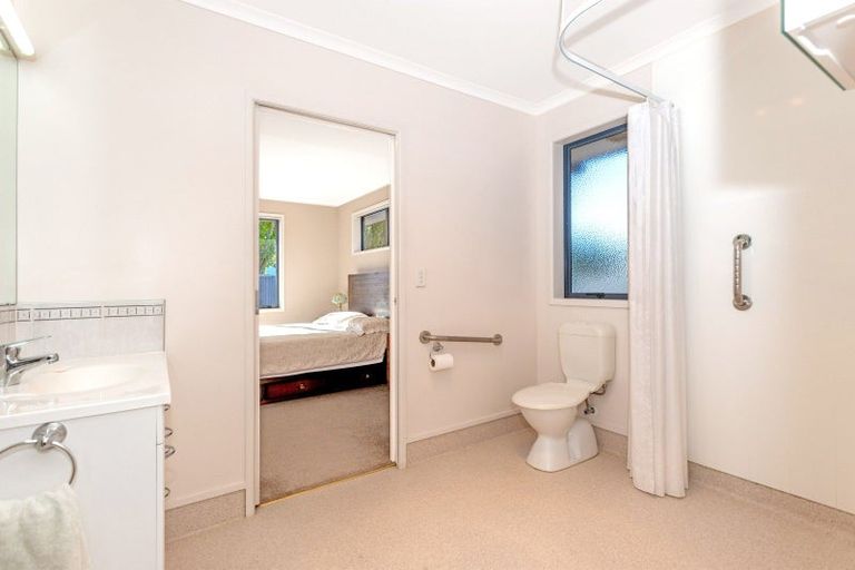 Photo of property in 26 Leon Street, Riverdale, Gisborne, 4010