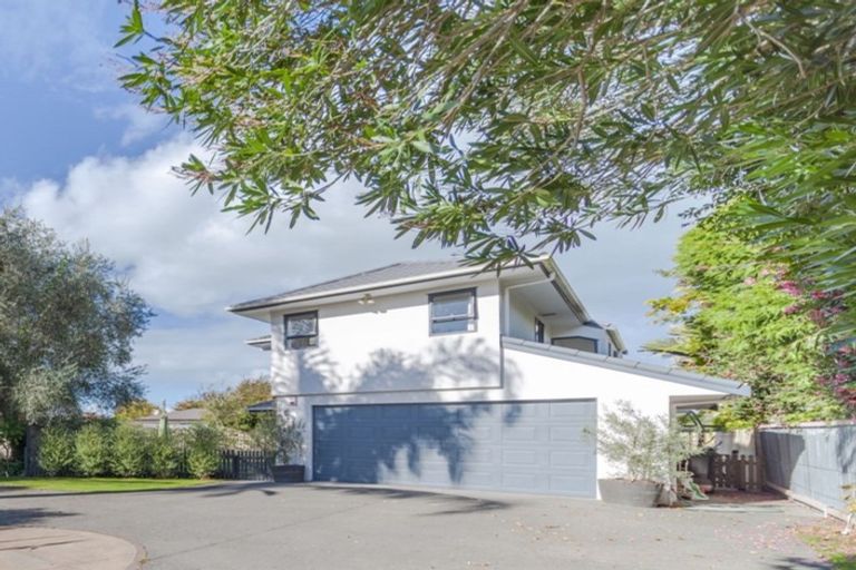 Photo of property in 101a Main Road, Clive, 4102