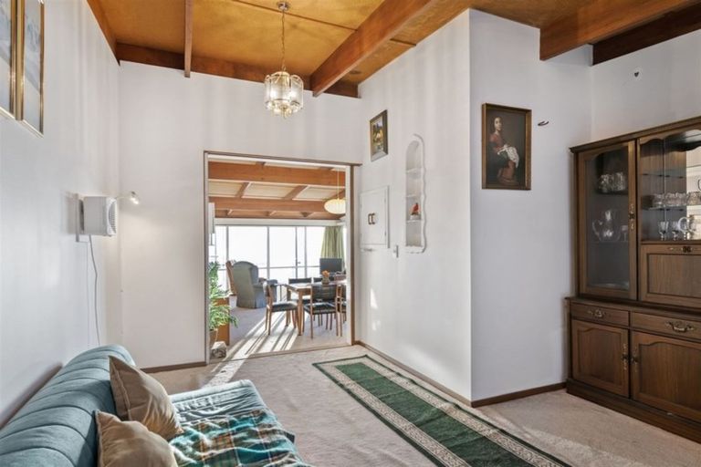 Photo of property in 255 Cannon Hill Crescent, Mount Pleasant, Christchurch, 8081