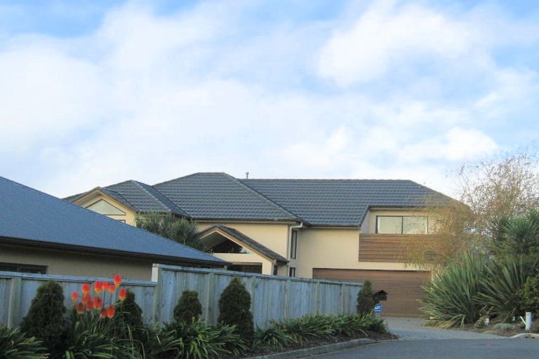 Photo of property in 5 Millennium Hill, Paraparaumu, 5032