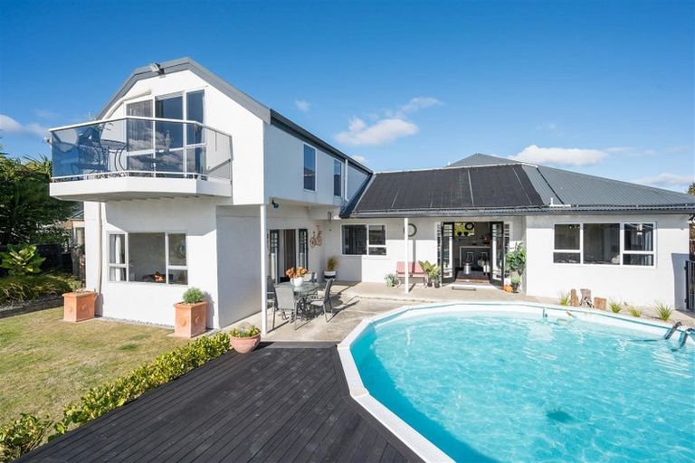 Photo of property in 1/38 Point Road, Monaco, Nelson, 7011