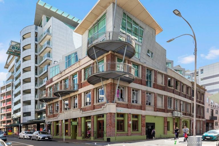 Photo of property in Hb Apartments, 2/3 Holland Street, Te Aro, Wellington, 6011