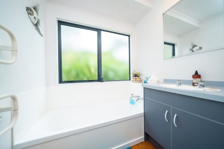 Photo of property in 27a Hill Street, Paeroa, 3600