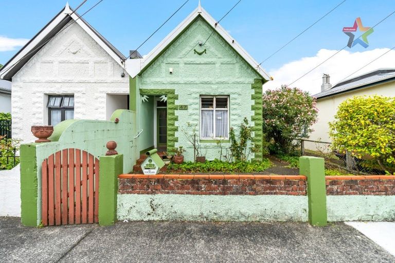 Photo of property in 47 Riddlers Crescent, Petone, Lower Hutt, 5012