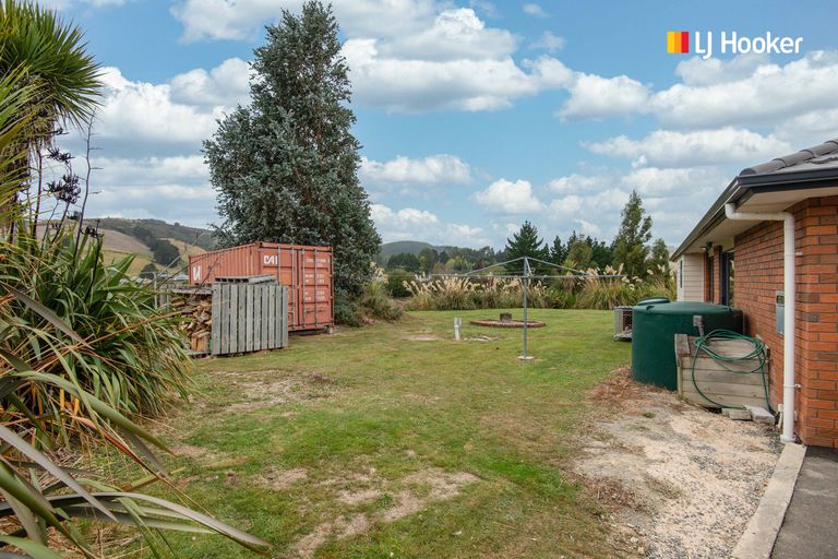 Photo of property in 30 Titri Road, Waihola, Outram, 9073