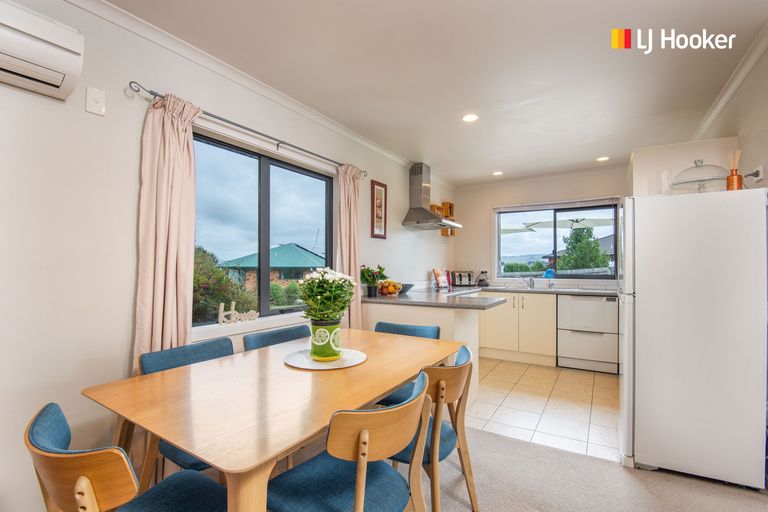 Photo of property in 30 Titri Road, Waihola, Outram, 9073