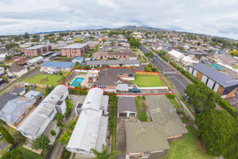 Photo of property in 107 Seddon Street, Pukekohe, 2120