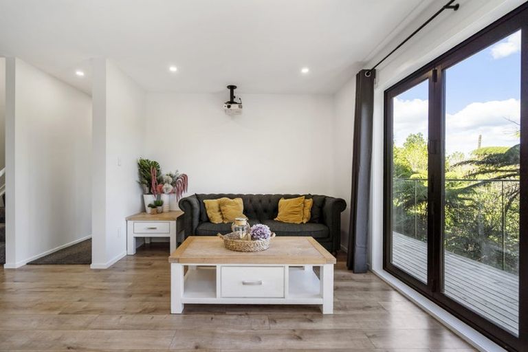 Photo of property in 11 Coventry Way, Long Bay, Auckland, 0630