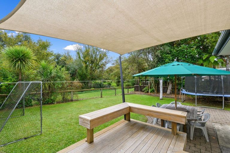 Photo of property in 14 Luke Place, Fairy Springs, Rotorua, 3015