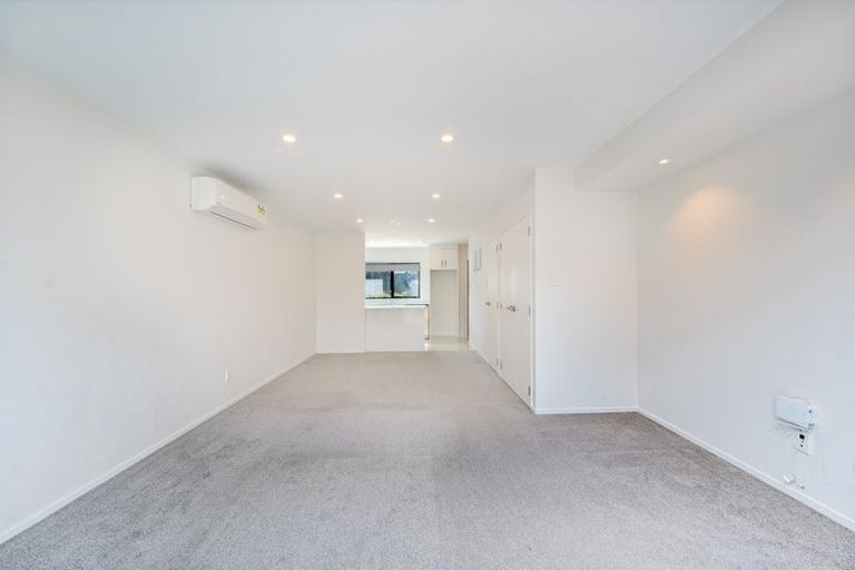 Photo of property in 46 Turret Lane, Hobsonville, Auckland, 0616