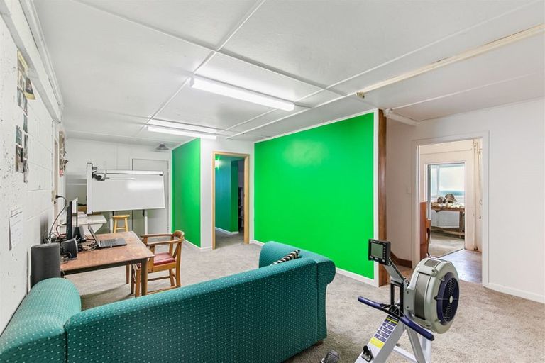 Photo of property in 58 Bleakhouse Road, Howick, Auckland, 2014