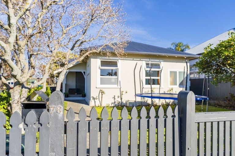 Photo of property in 76 Vigor Brown Street, Napier South, Napier, 4110