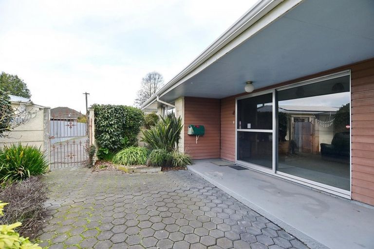 Photo of property in 2/91b Tilford Street, Woolston, Christchurch, 8062