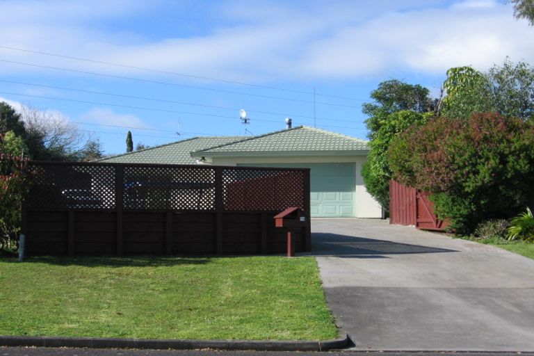 Photo of property in 14 Crail Court, Totara Heights, Auckland, 2105