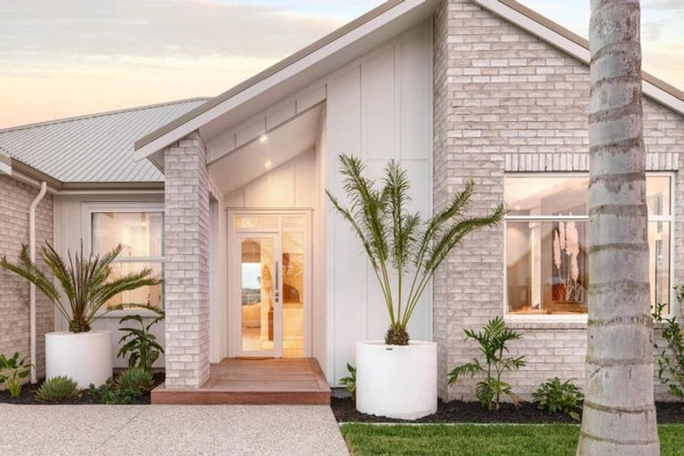 Photo of property in 206 Ranginui Road, Welcome Bay, Tauranga, 3175