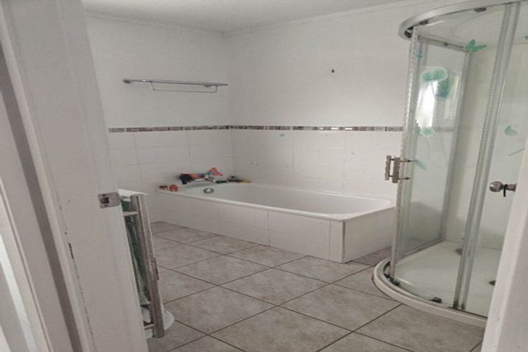 Photo of property in 39 Becroft Drive, Forrest Hill, Auckland, 0620