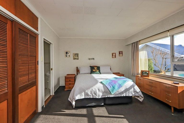 Photo of property in 17 Laurent Place, Greenmeadows, Napier, 4112