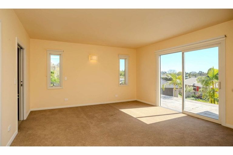 Photo of property in 2 Appletree Lane, Kerikeri, 0230