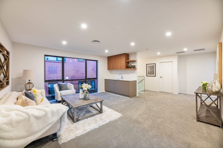 Photo of property in 10 Hariata Street, Flat Bush, Auckland, 2019